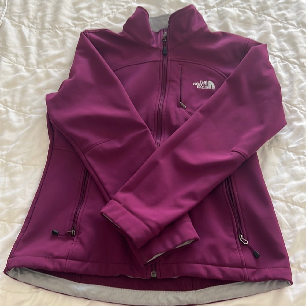 North face  Zip Up Jacket in Magenta